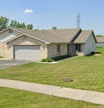 Building Photo - 4840 W 92nd Ave