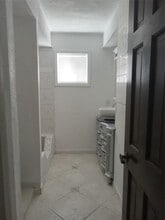 Building Photo - 15910 Hartman Rd