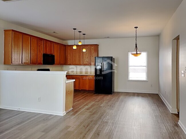 Building Photo - 8120 Nikki Cole Dr