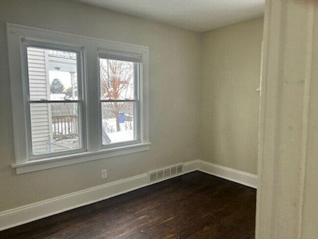 Foto del edificio - 11304 Thrush Ave