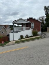 Building Photo - 912 Highland Ave
