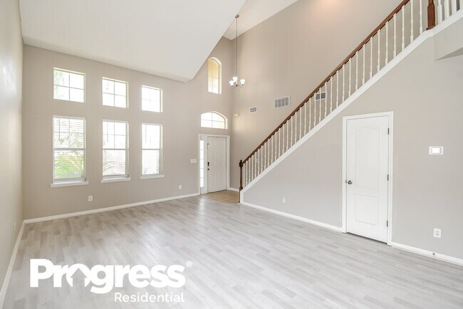 Building Photo - 637 Acorn Chase Dr