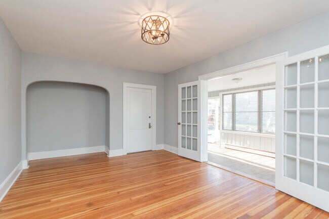 Sala de estar - 115 N Lafayette Ave