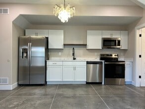 Building Photo - 940 M St SW