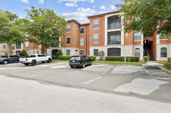 Building Photo - 6149 Metrowest Blvd