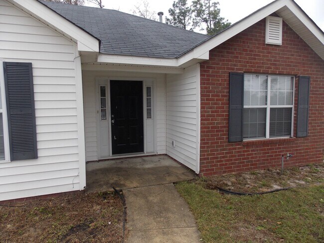 Building Photo - BEAUTIFUL HOME