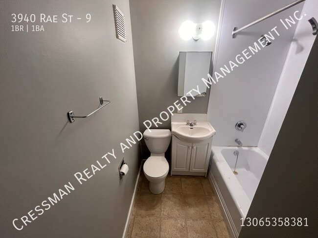 Building Photo - 1 Bed, 1 Bath APARTMENT located in South Regina