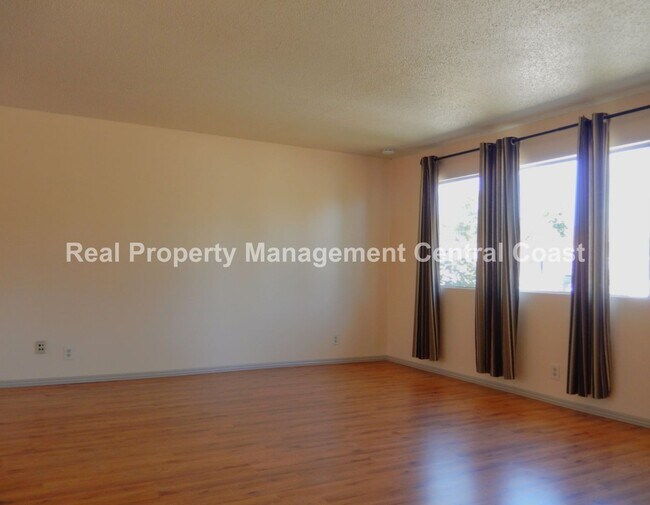 Foto del edificio - AVAILABLE AUGUST - San Luis Obispo 3 Bedro...