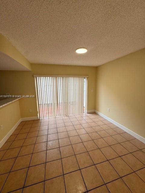 Building Photo - 210 Riviera Cir