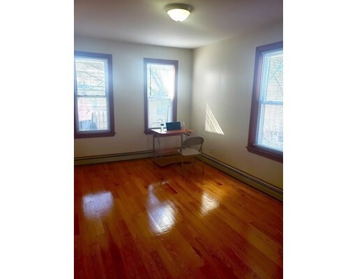 Building Photo - 2 Lynnville Terrace