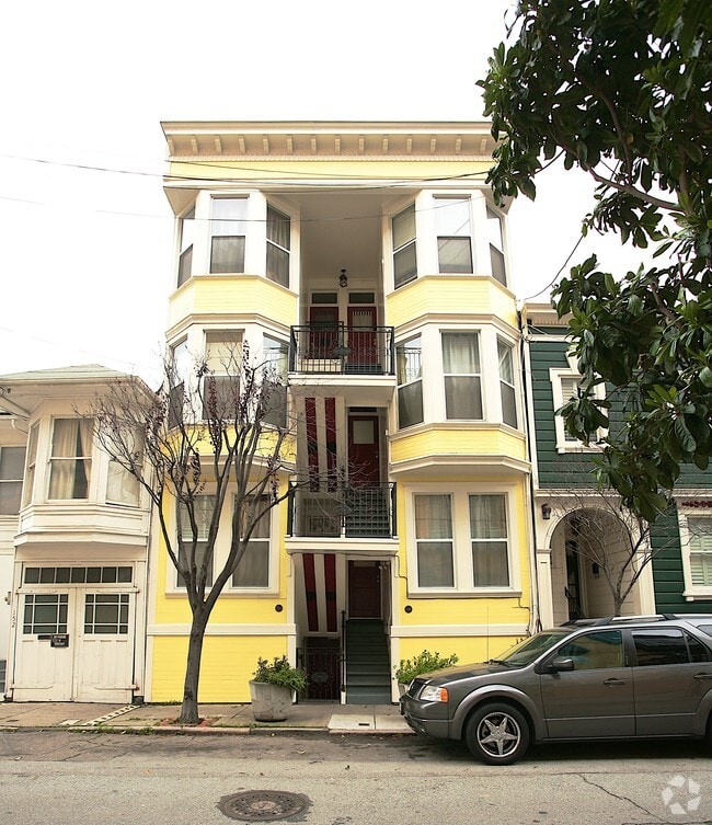 Building Photo - 146 Freelon St