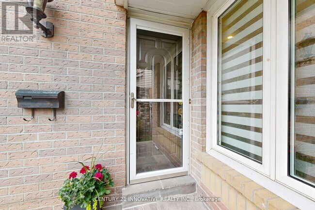 Photo du bâtiment - 19 Yorkville Dr