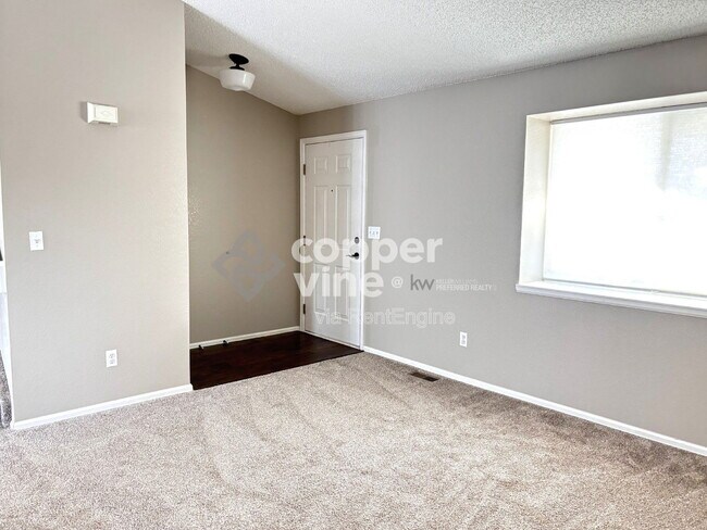 Foto del edificio - 2245 Cherry St