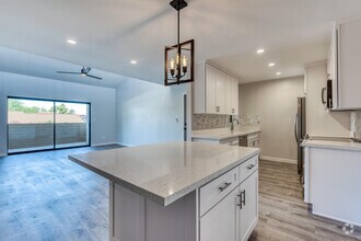Building Photo - 6480 N 82nd St