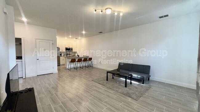 Building Photo - 1636 Cumin Dr