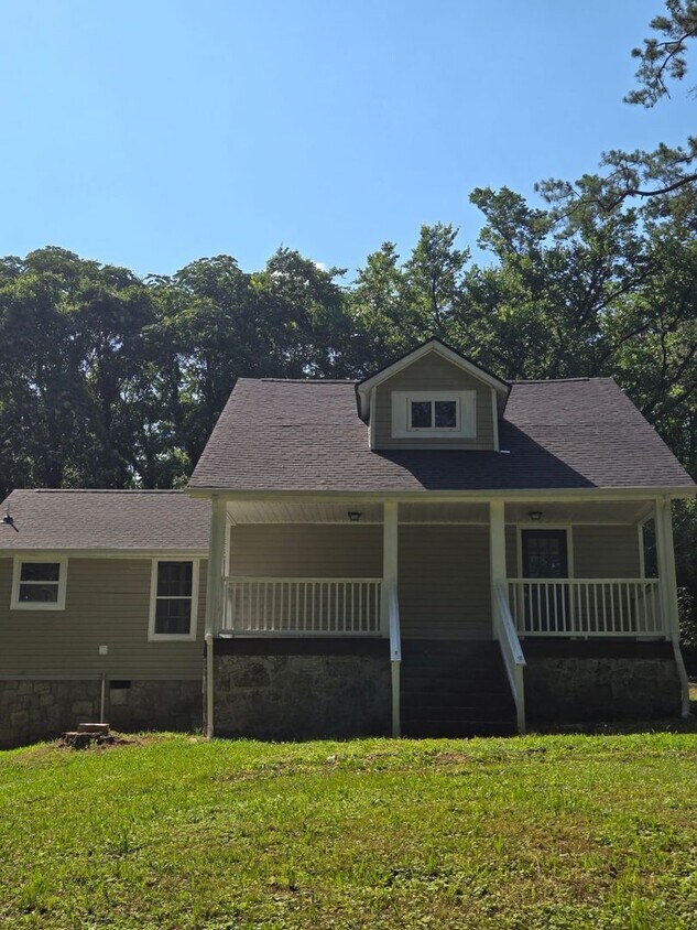 Primary Photo - Spacious Single-Family Home in Chattanooga...