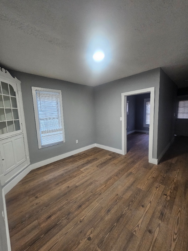 Building Photo - 3259 W 48th St