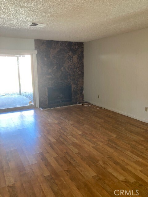 Foto del edificio - 156 Tamarisk St