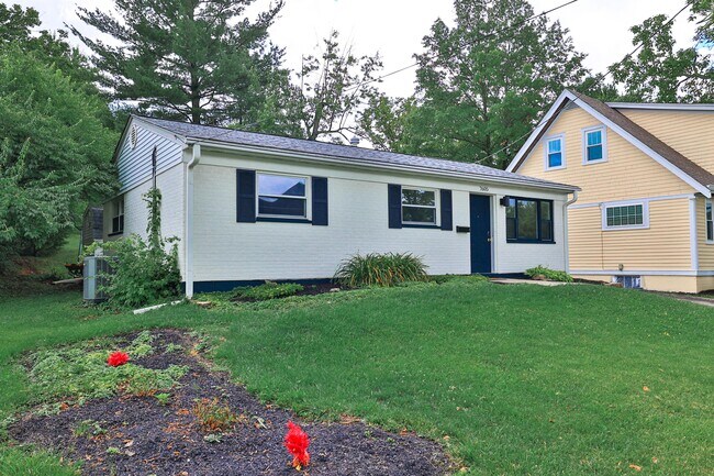 Building Photo - 7605 Camargo Rd