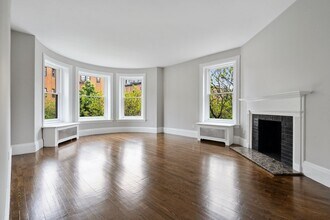 Building Photo - 330 Dartmouth St