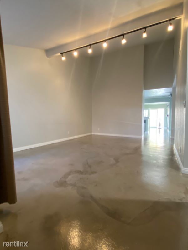 8550 De Soto Ave, Los Angeles, CA 91304 Townhome Rentals in Los