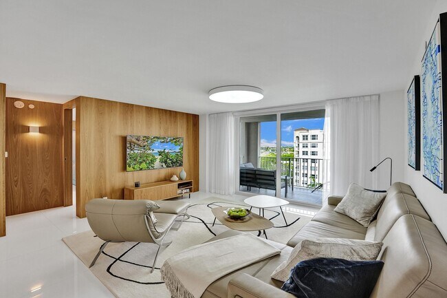 Building Photo - 3606 S Ocean Blvd