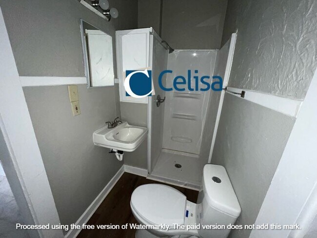 Building Photo - 1441 Wall St