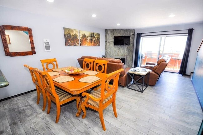 Foto del edificio - 731 Seacoast Dr