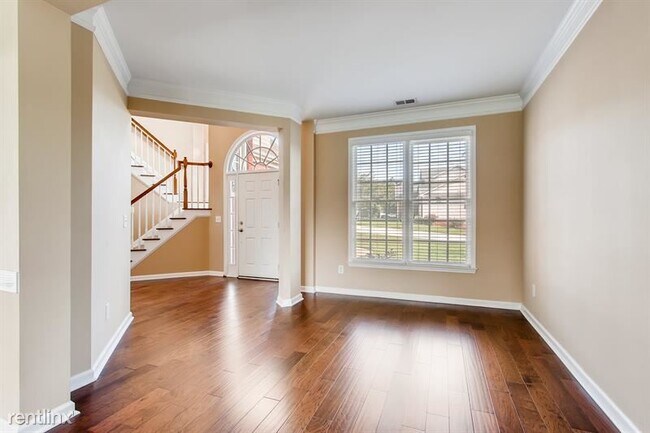 Building Photo - 4 br, 2 bath House - 4249 Ashland Circle