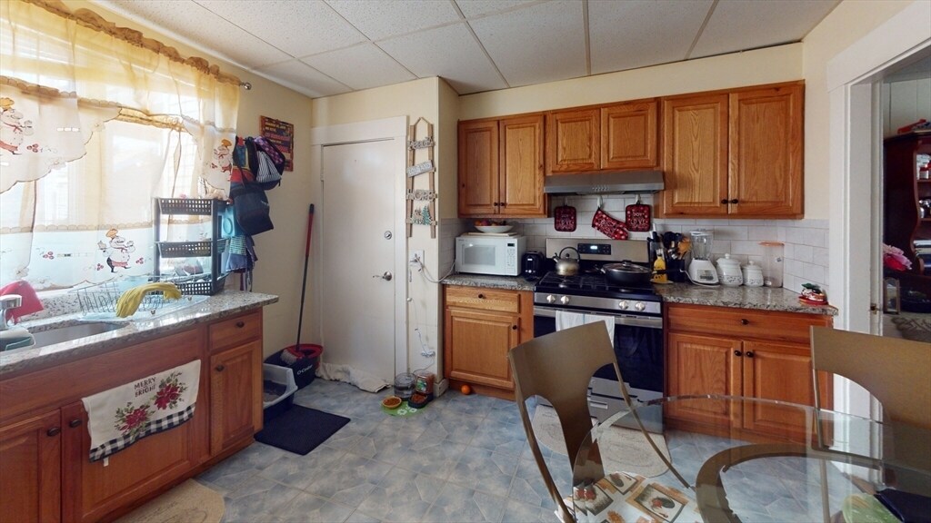 Foto principal - 50-50 Plymouth St