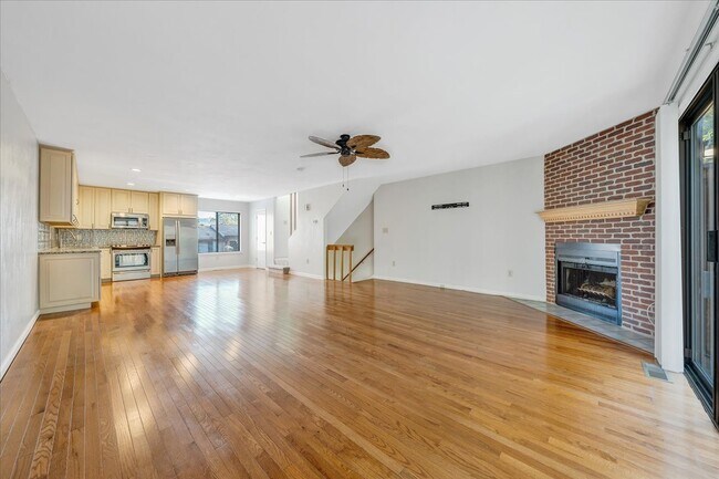 Sala de estar - 3377 Morning Dove Rd