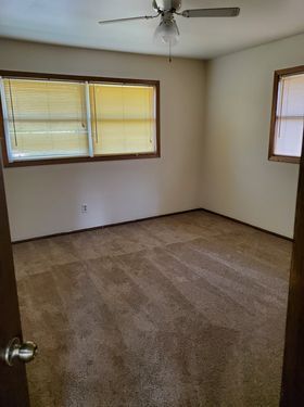 Building Photo - 509 E Monroe Ave