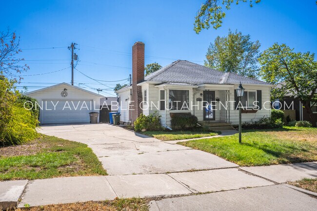 Foto del edificio - 1968 Blaine Ave