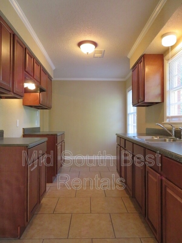Building Photo - 1512 Paullus Ave