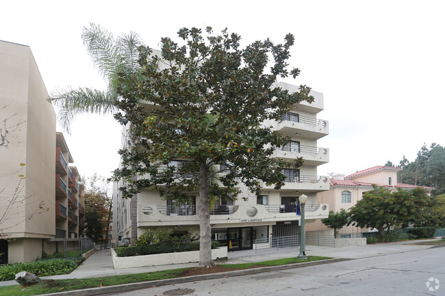 Building Photo - Sierra Apartments