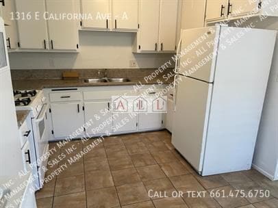 Foto del edificio - 1316 E California Ave