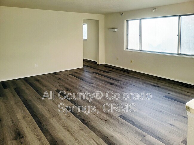 Building Photo - 1237 Chiricahua Dr