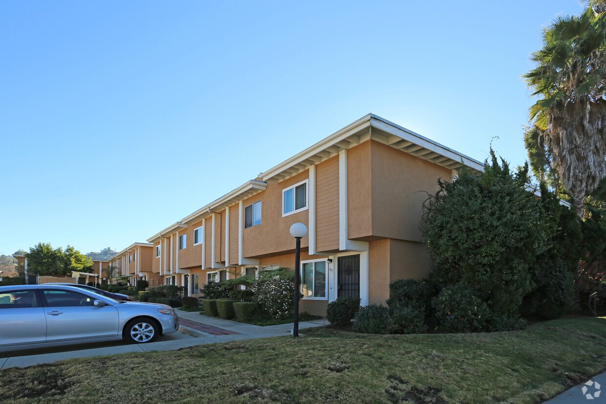 Foto del edificio - 937-971 Mollison Ave