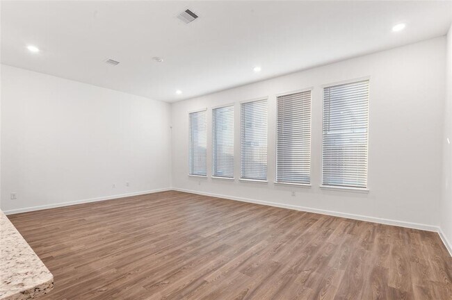 Foto del edificio - 5734 Foggy Vine Ct