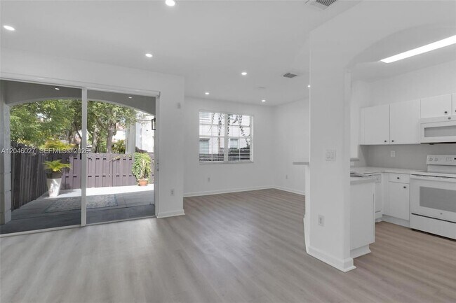 Photo - 8165 NW 108th Ave Townhome