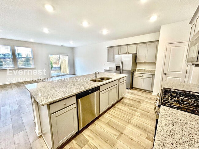 Building Photo - 4283 Marsha St