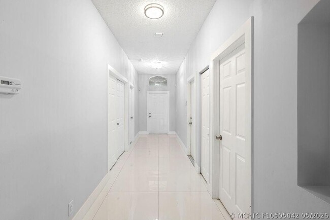 Foto del edificio - 4812 NW 19th St