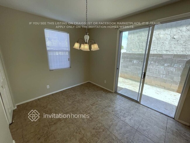 Building Photo - 427 N 66th Dr