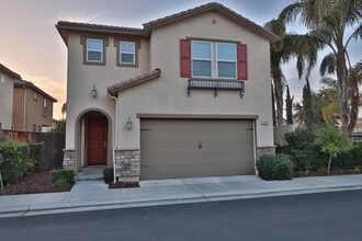 Building Photo - 7065 N Trendsetter Dr