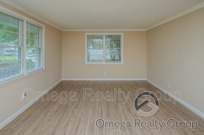 Building Photo - 3516 Le Bron Rd