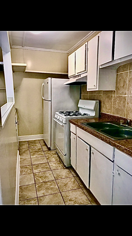 Building Photo - 507 St Michael Ct