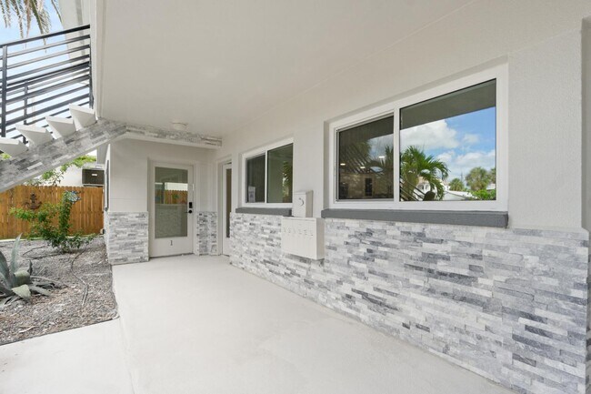 Building Photo - 3675 Gulf Blvd