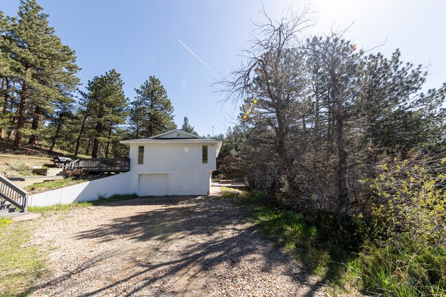 Foto del edificio - 254 Broken Fence Rd