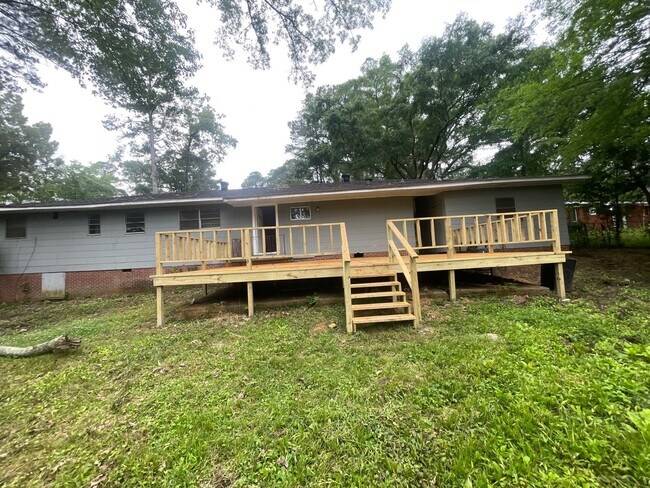 Foto del edificio - 2718 E Benwood Dr
