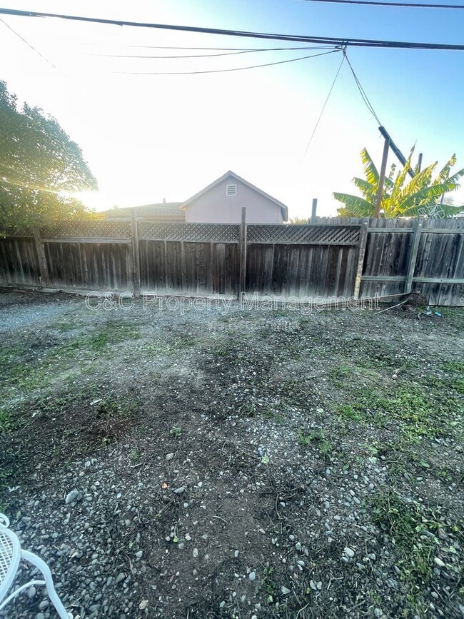 Building Photo - 3723 Wilmington Rd